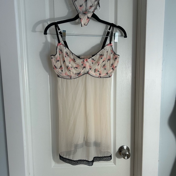 ADORE ME size medium Floral Lace Trim Chemise - Picture 3 of 7
